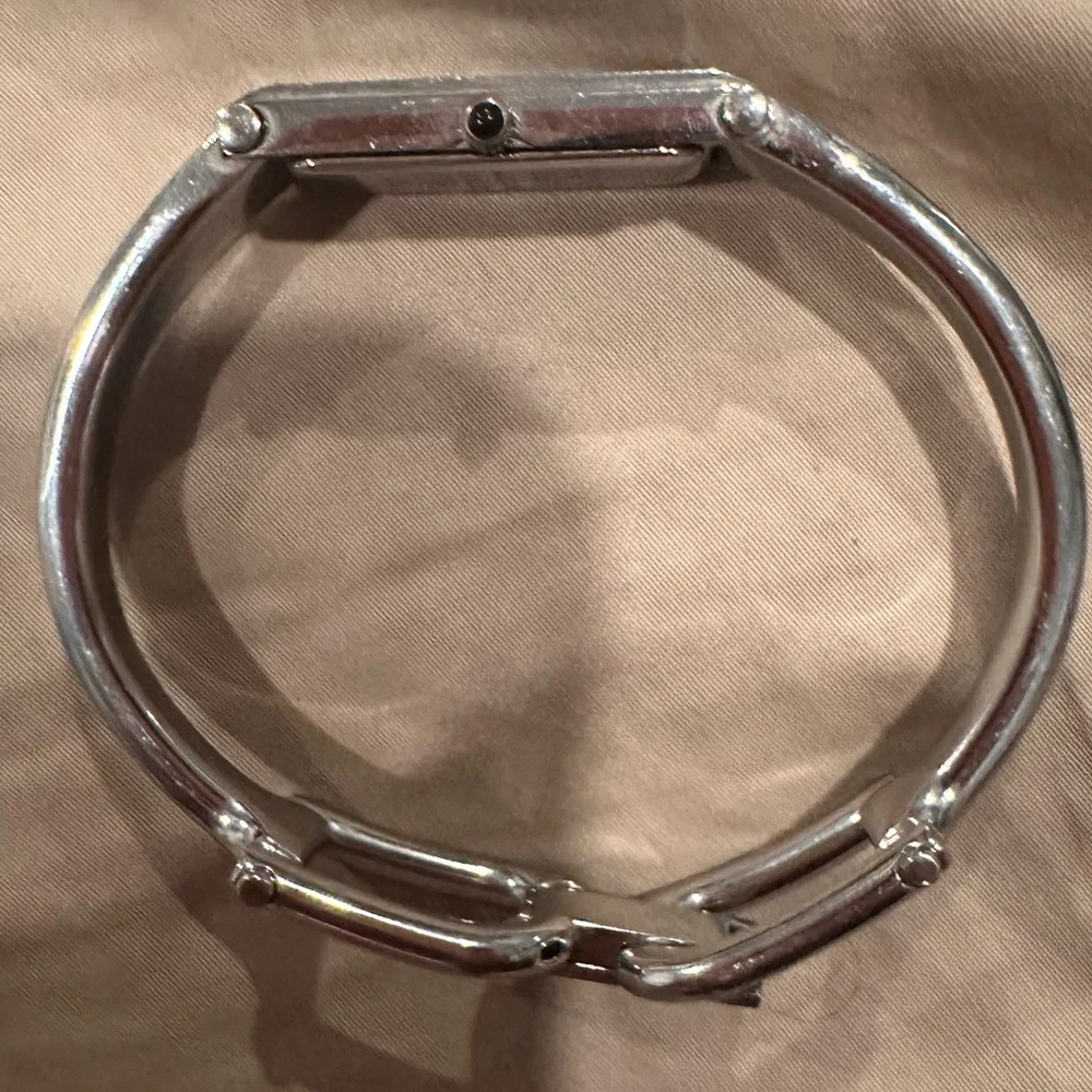 Gucci watch silver stainless steel Gucci watch black slim Gucci bracelet watch - Picture 13 of 17